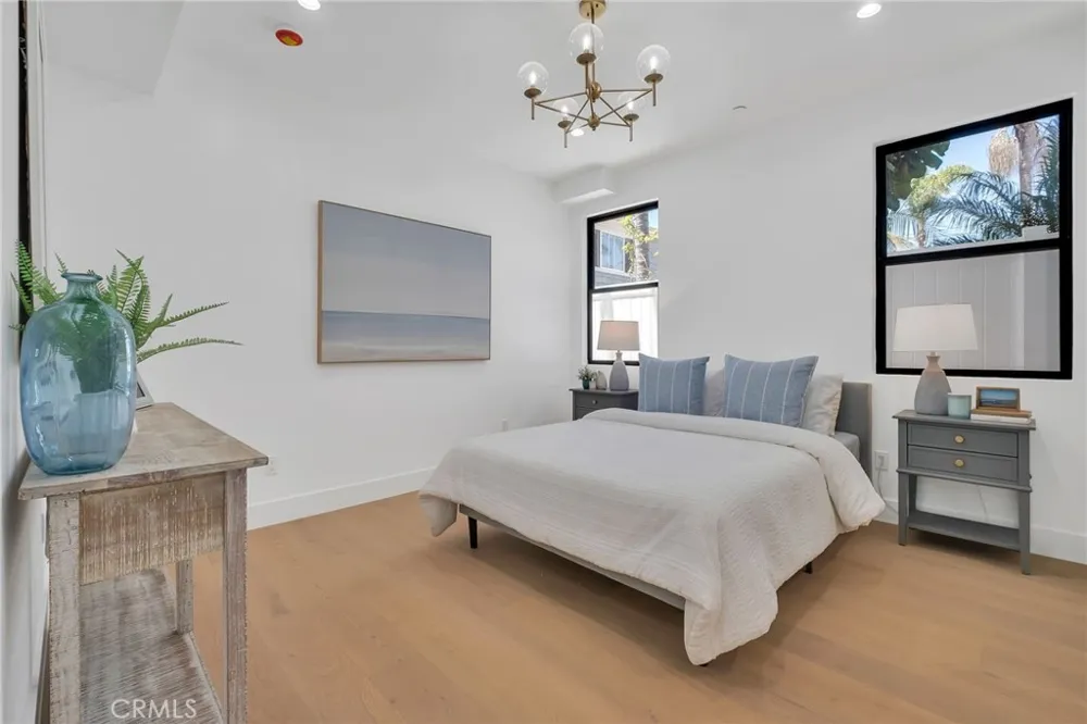 520 Lucia #B Redondo Beach, CA 90277