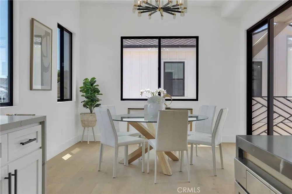 520 Lucia #B Redondo Beach, CA 90277