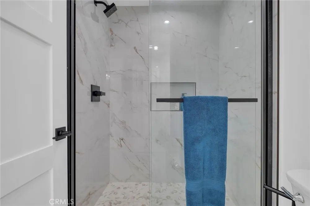 520 Lucia #B Redondo Beach, CA 90277