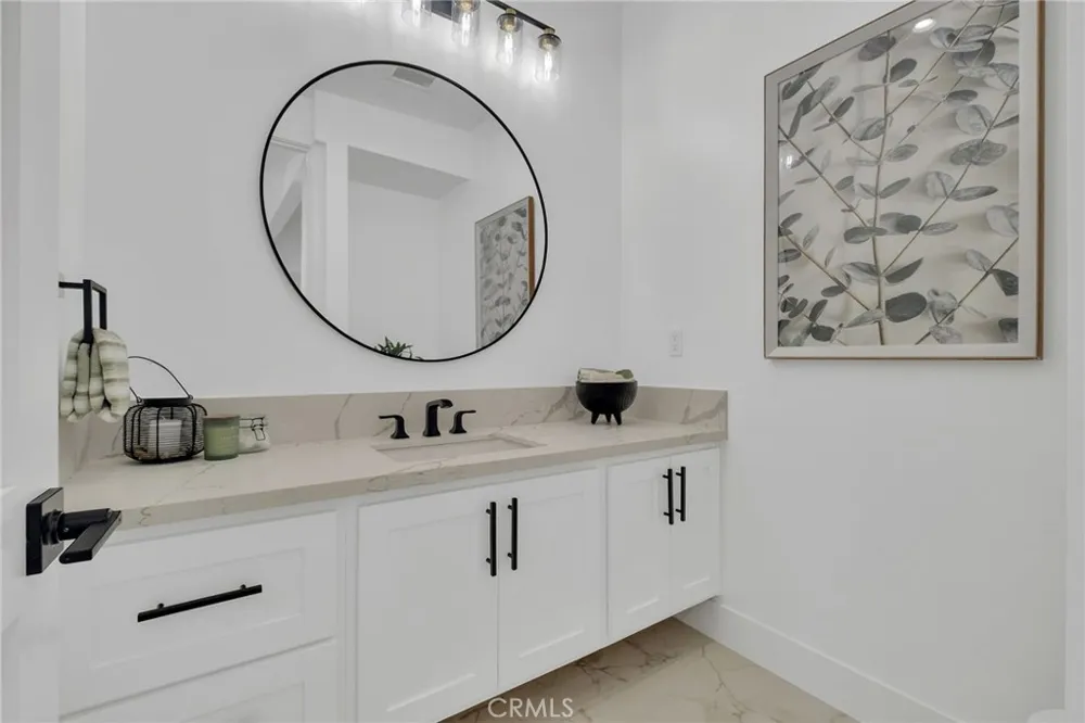 520 Lucia #B Redondo Beach, CA 90277
