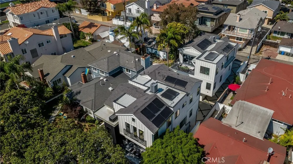 520 Lucia #B Redondo Beach, CA 90277