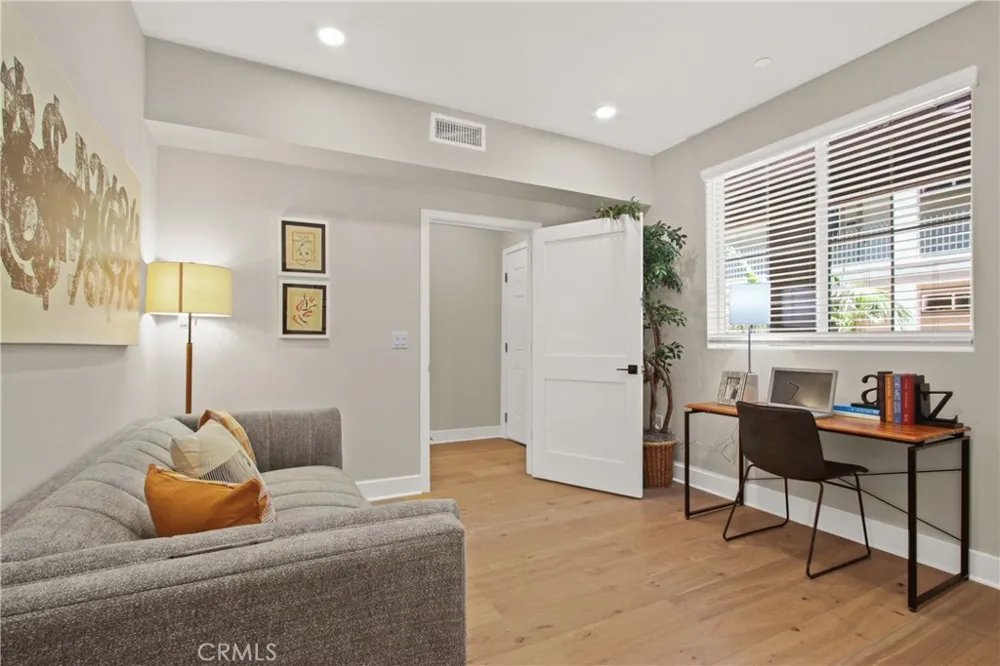 927 Deep Valley Drive #215 Rolling Hills Estates, CA 90274