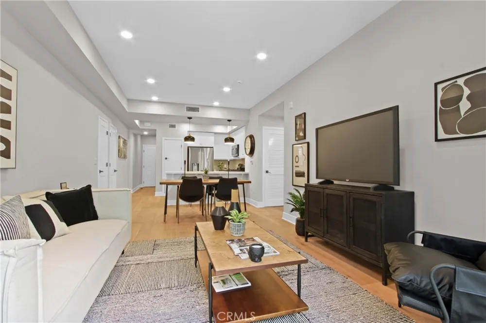 927 Deep Valley Drive #215 Rolling Hills Estates, CA 90274