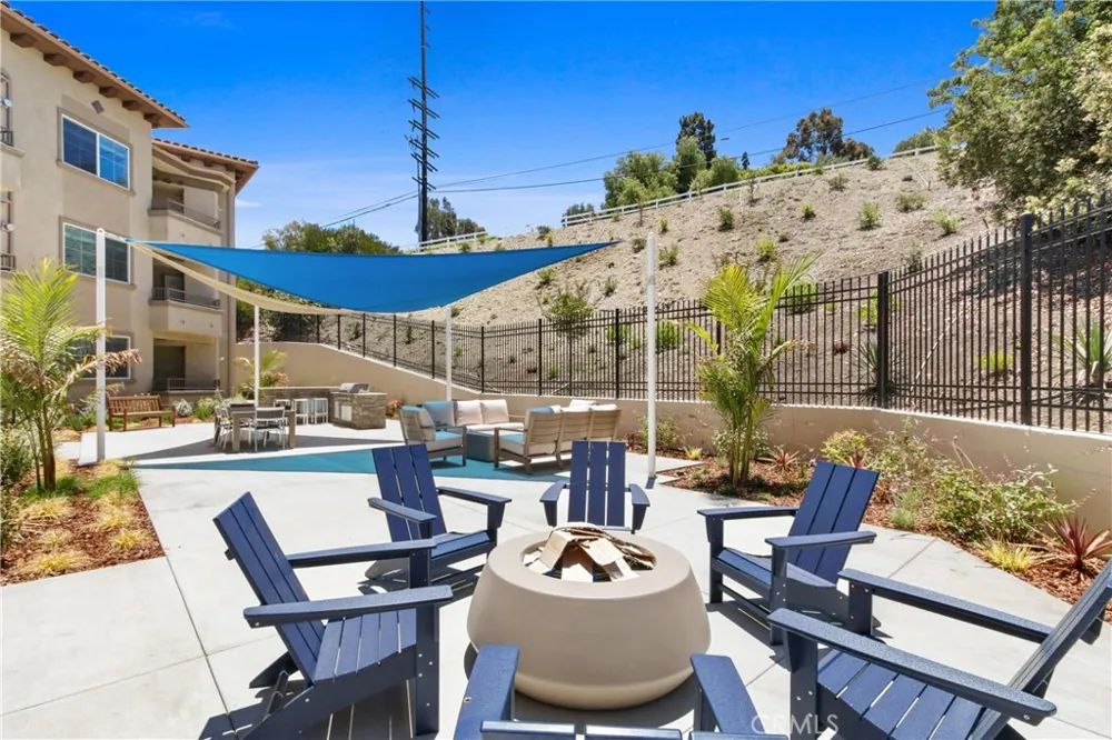 927 Deep Valley Drive #215 Rolling Hills Estates, CA 90274