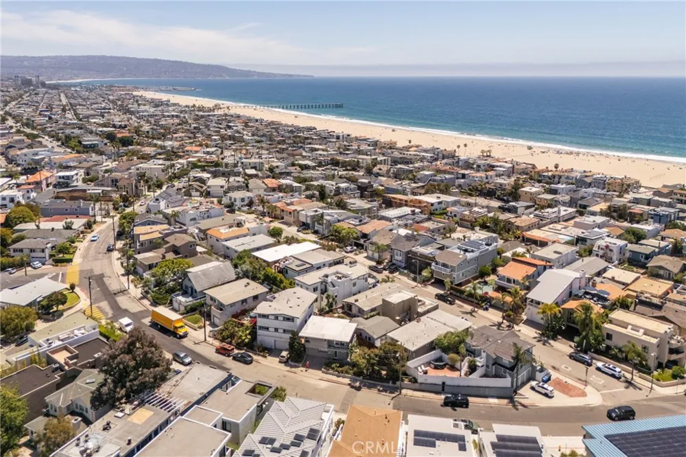 428 25th Hermosa Beach, CA 90254