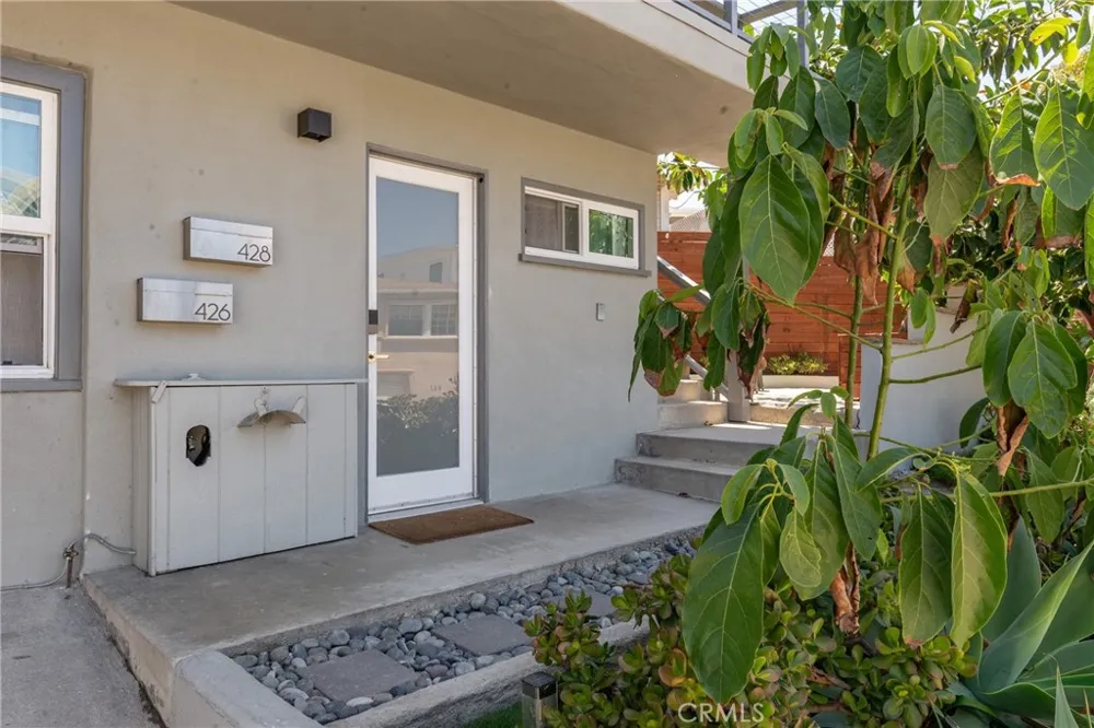 428 25th Hermosa Beach, CA 90254