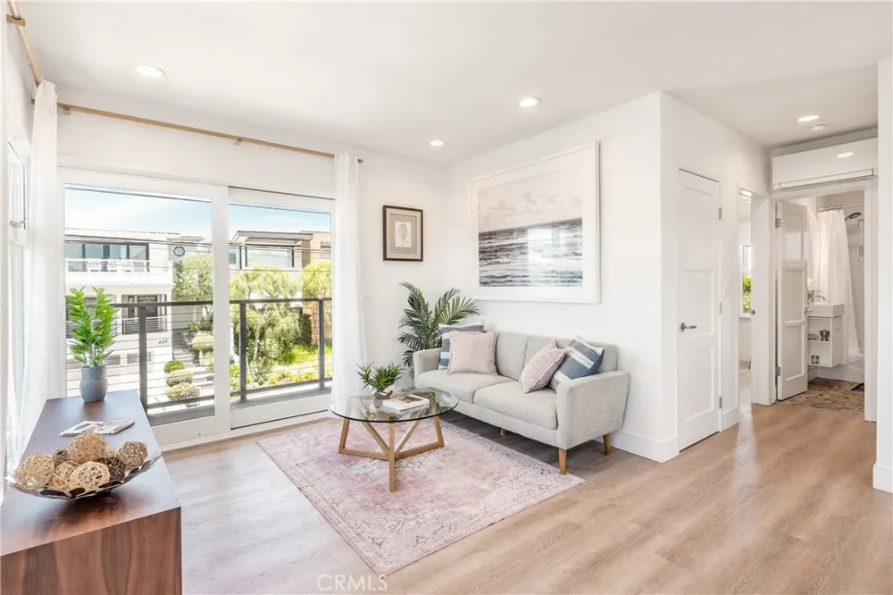 428 25th Hermosa Beach, CA 90254