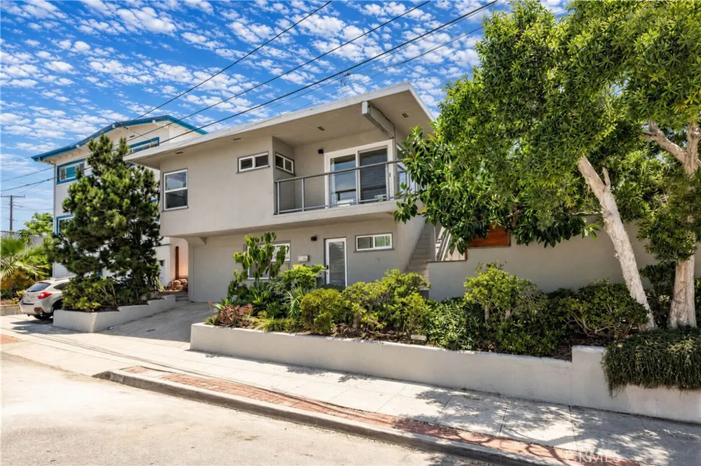 428 25th Hermosa Beach, CA 90254