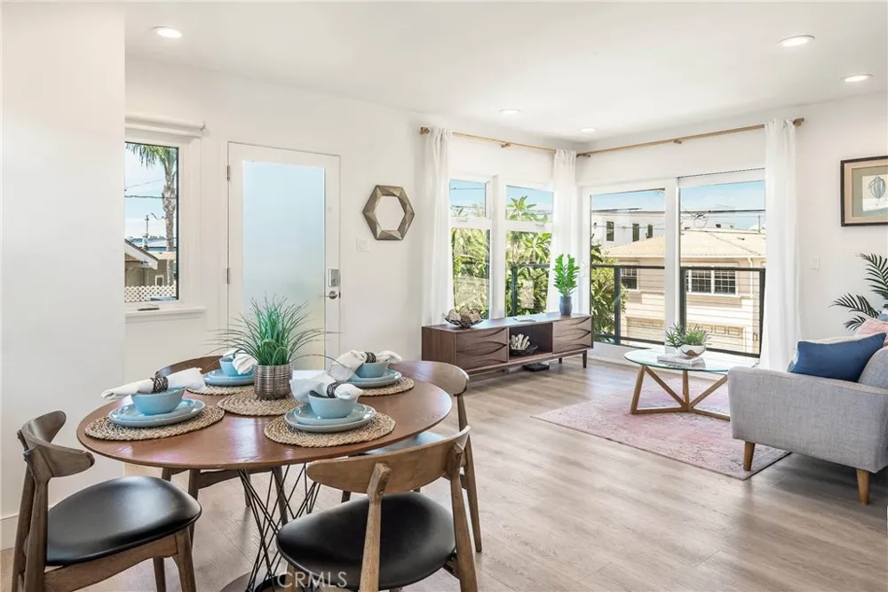 428 25th Hermosa Beach, CA 90254
