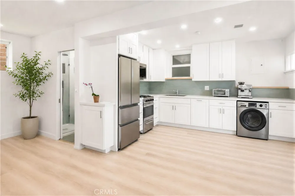 428 25th Hermosa Beach, CA 90254