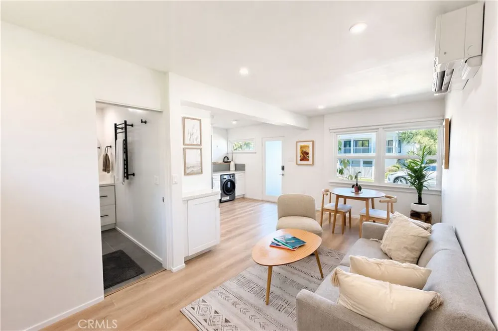 428 25th Hermosa Beach, CA 90254
