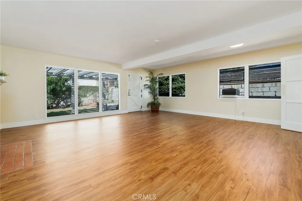 1027 S Malgren San Pedro, CA 90732