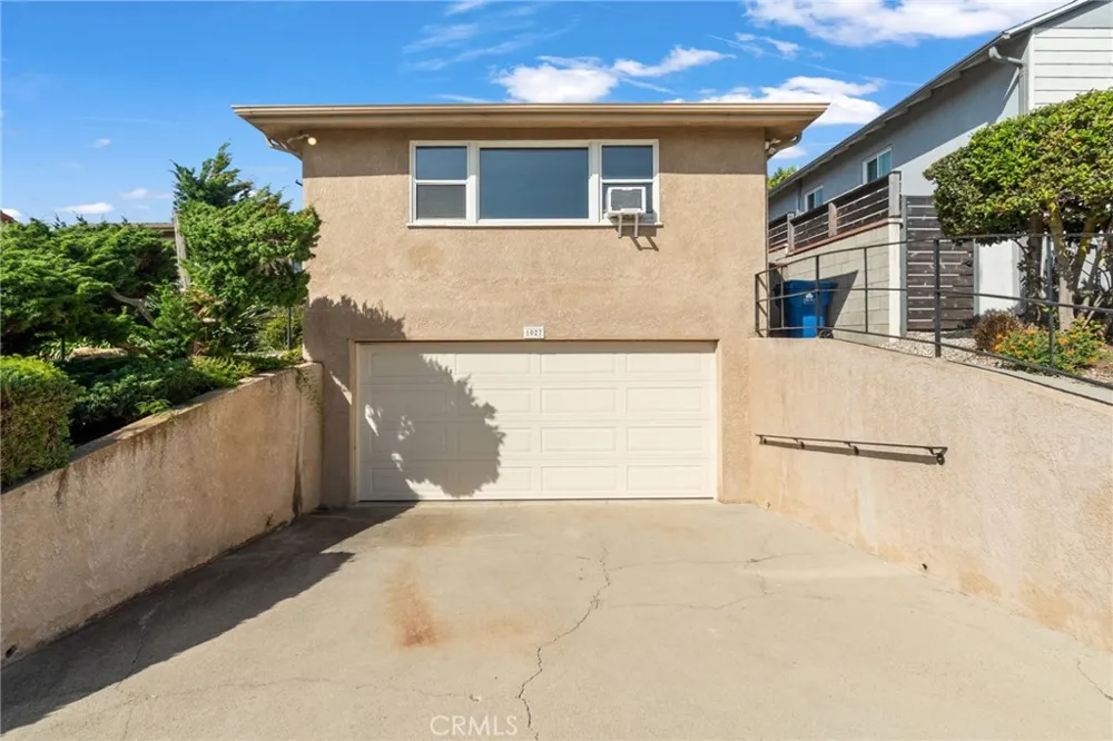 1027 S Malgren San Pedro, CA 90732