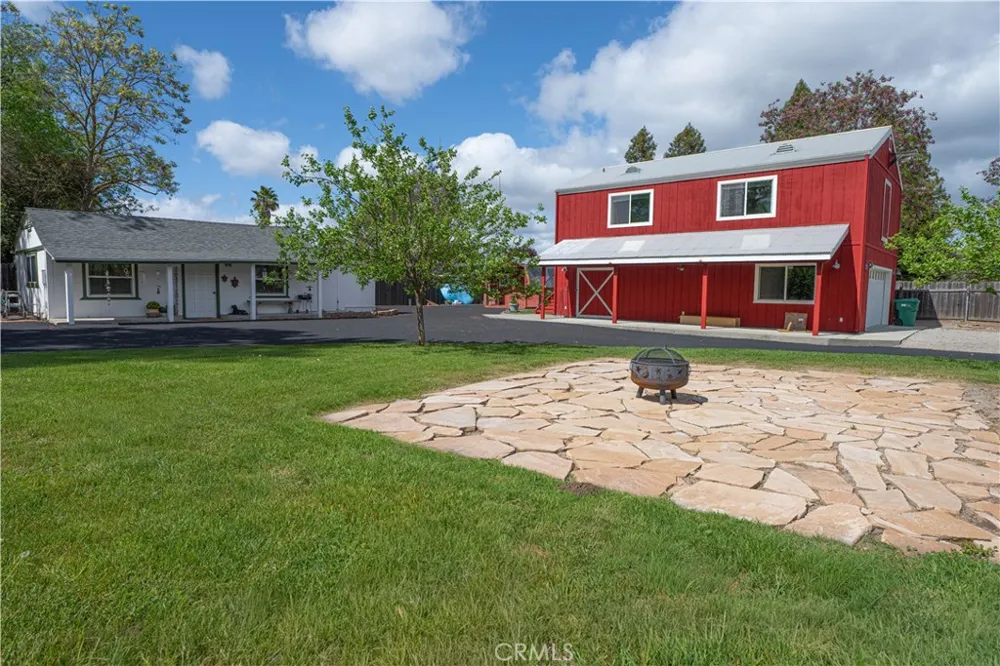 17490 Poplar Atascadero, CA 93422