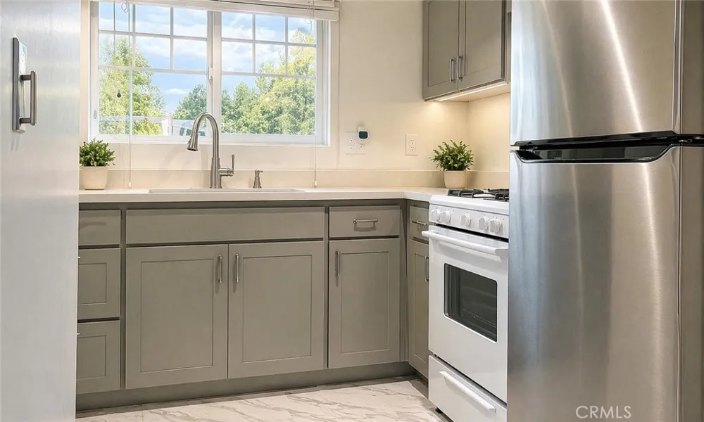 17490 Poplar Atascadero, CA 93422