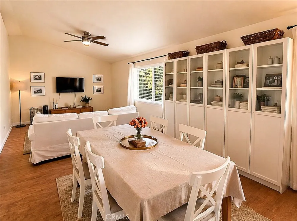 17490 Poplar Atascadero, CA 93422