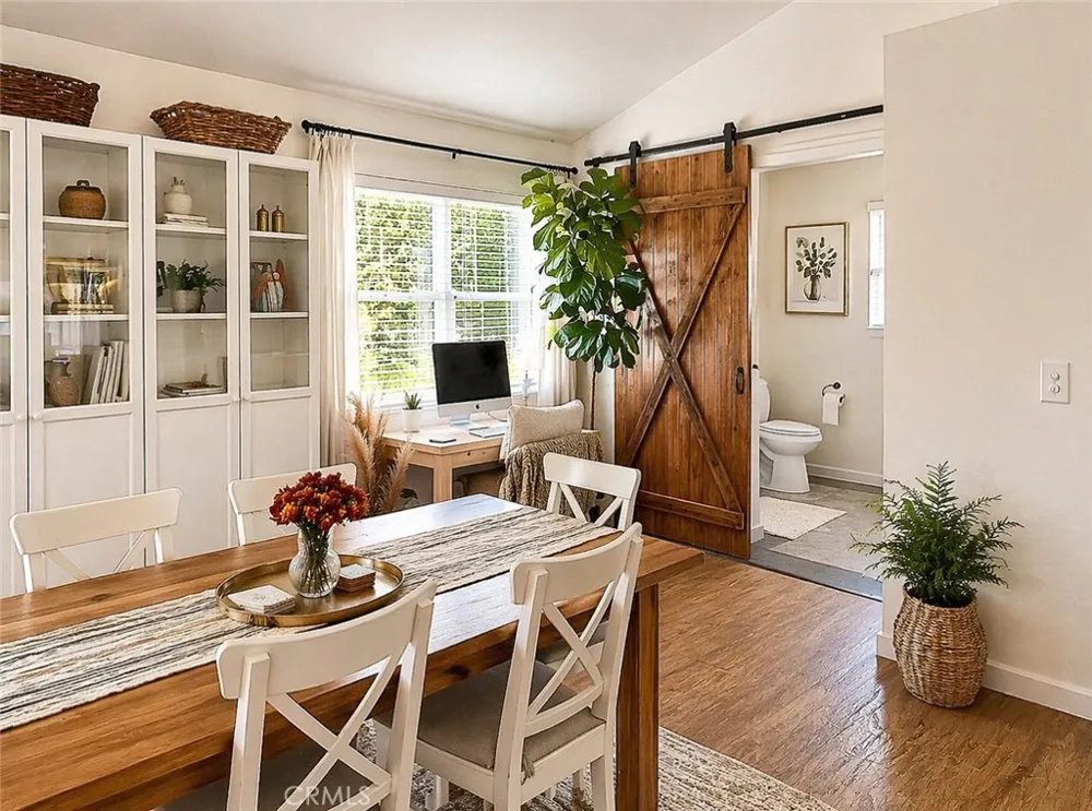 17490 Poplar Atascadero, CA 93422