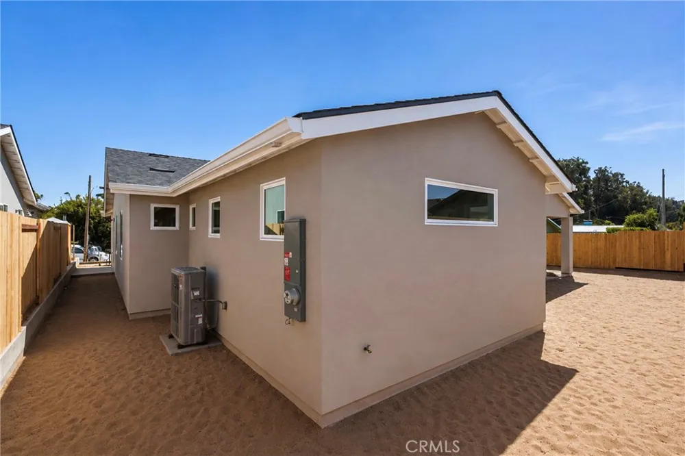 914 The Pike Arroyo Grande, CA 93420