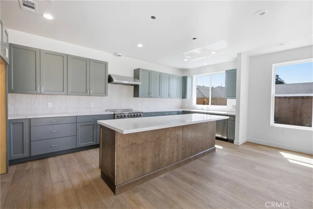 914 The Pike Arroyo Grande, CA 93420