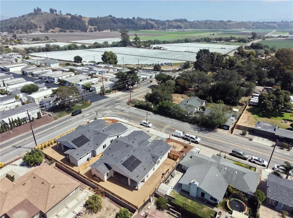 914 The Pike Arroyo Grande, CA 93420