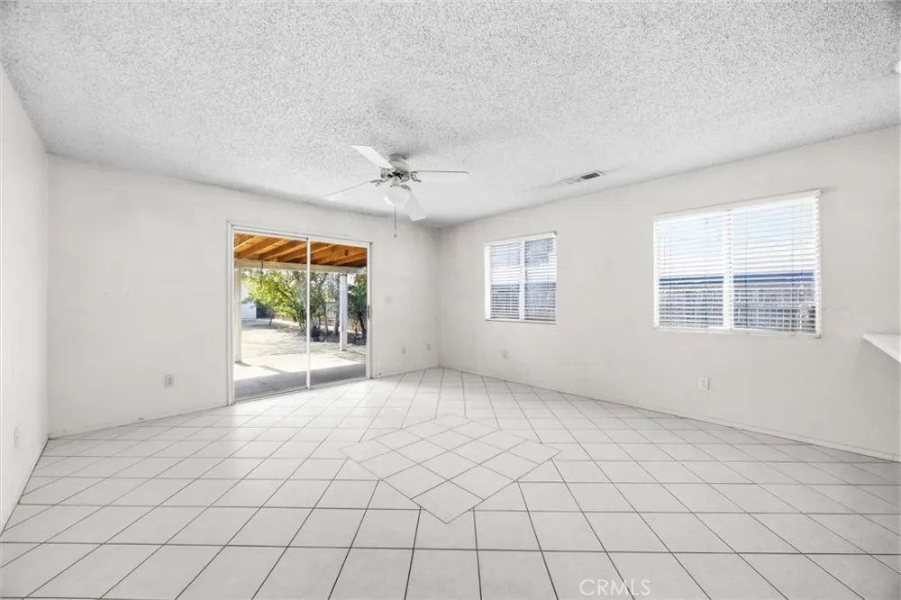 709 Crane Street Bakersfield, CA 93306