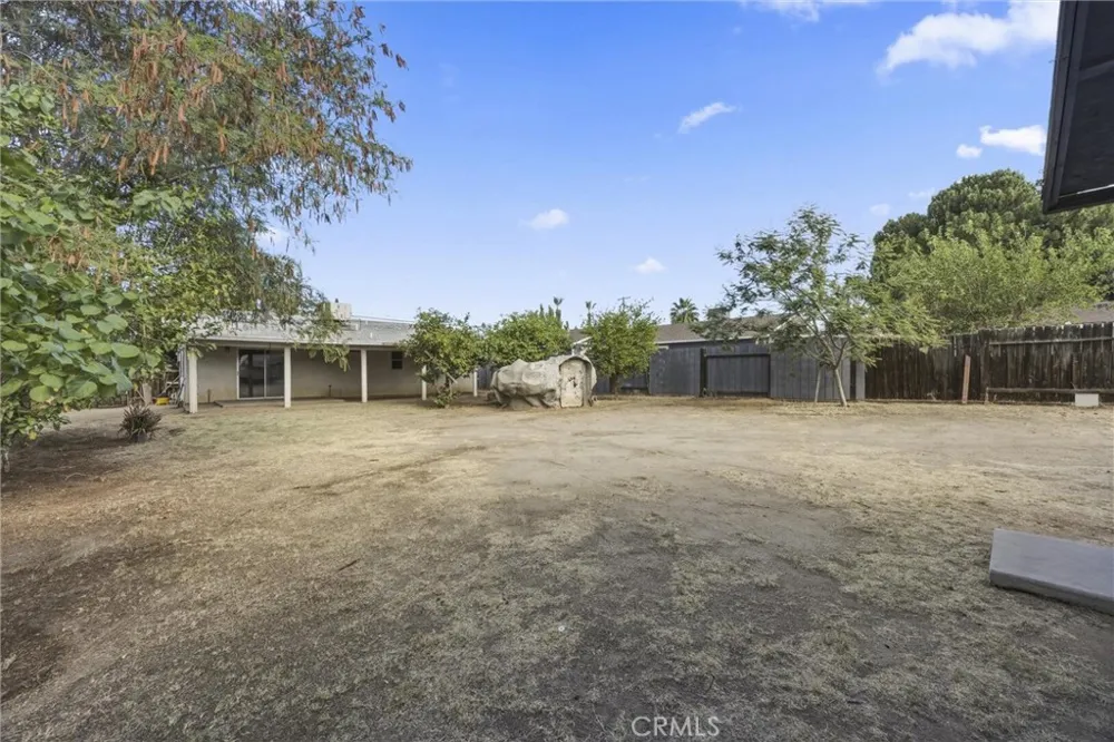 709 Crane Street Bakersfield, CA 93306