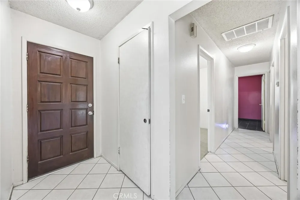 709 Crane Street Bakersfield, CA 93306