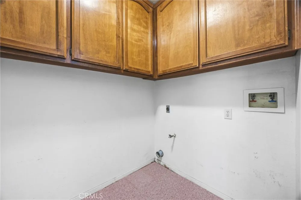 709 Crane Street Bakersfield, CA 93306
