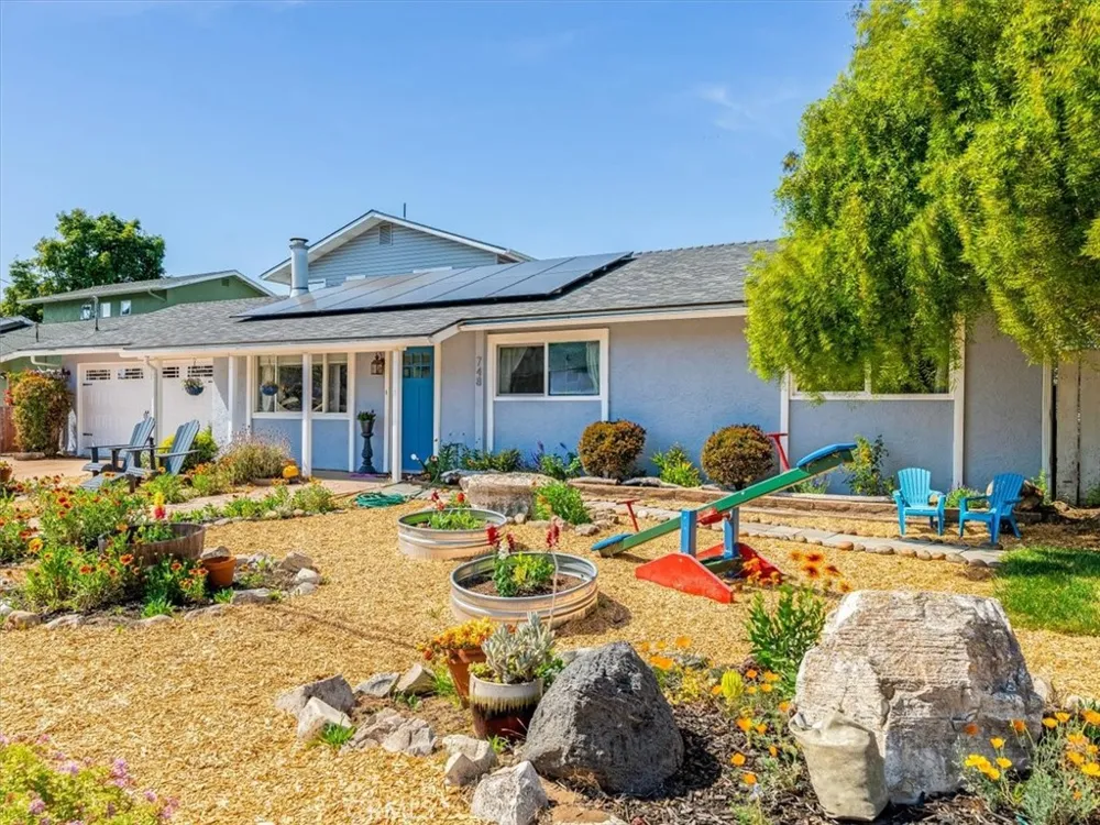 748 Woodland Los Osos, CA 93402