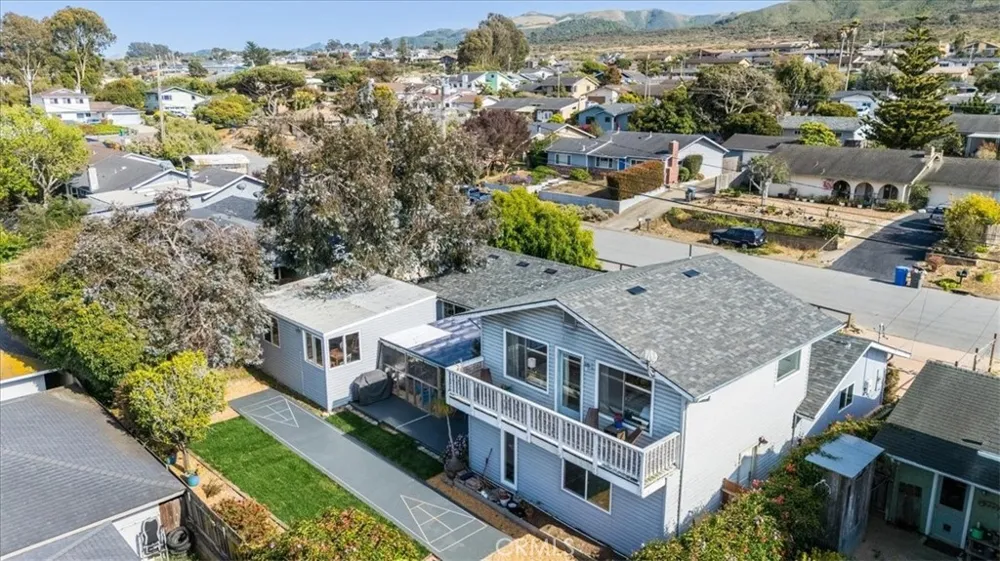 748 Woodland Los Osos, CA 93402