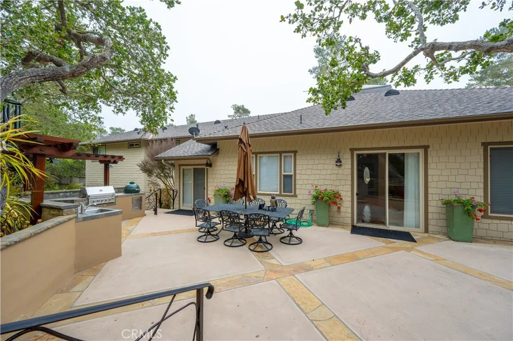 6445 Kathryn Cambria, CA 93428