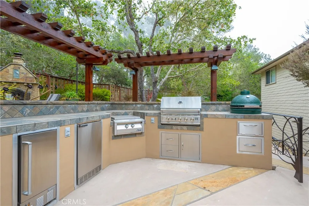 6445 Kathryn Cambria, CA 93428