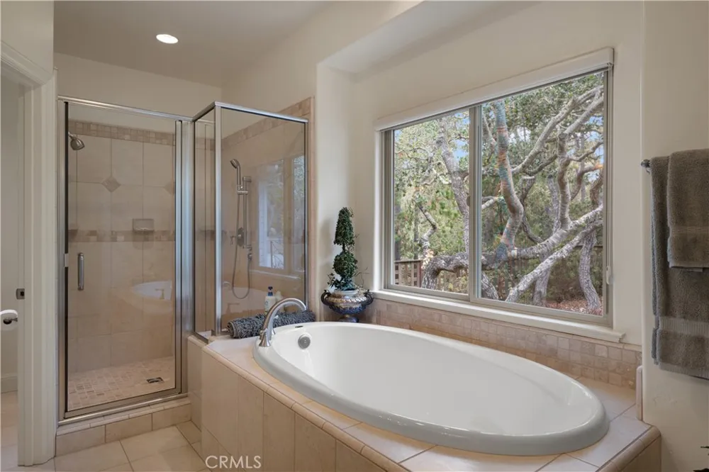 6445 Kathryn Cambria, CA 93428