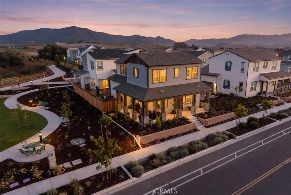 240 Foxtrot Court San Luis Obispo, CA 93401