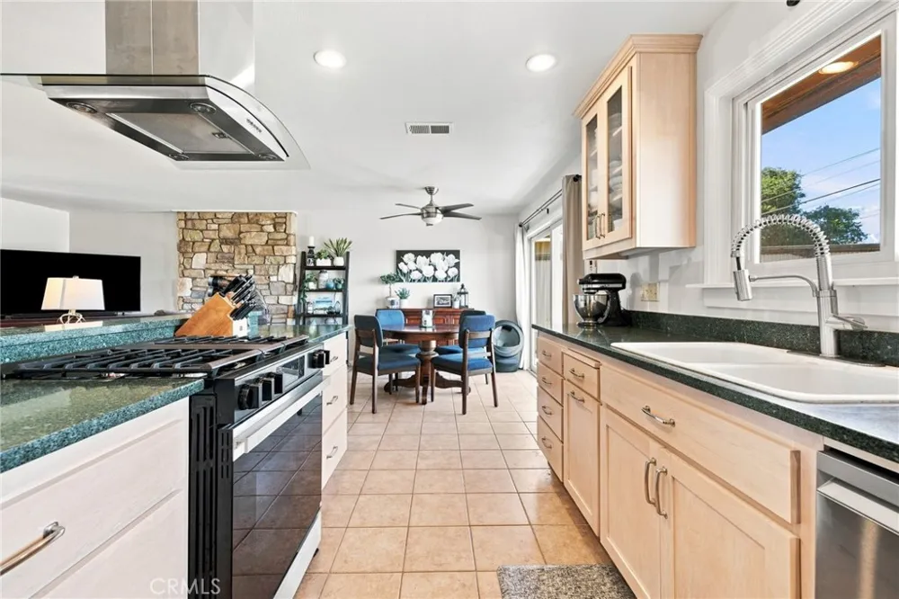 3937 Agena Way Lompoc, CA 93436