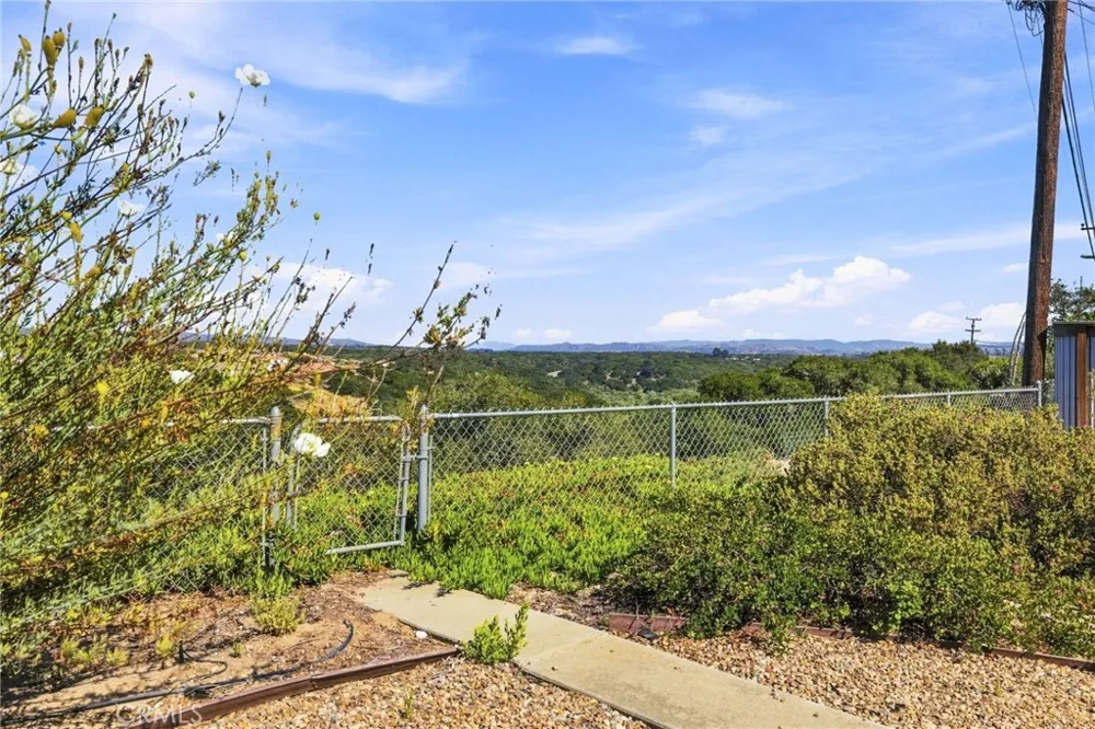 3937 Agena Way Lompoc, CA 93436