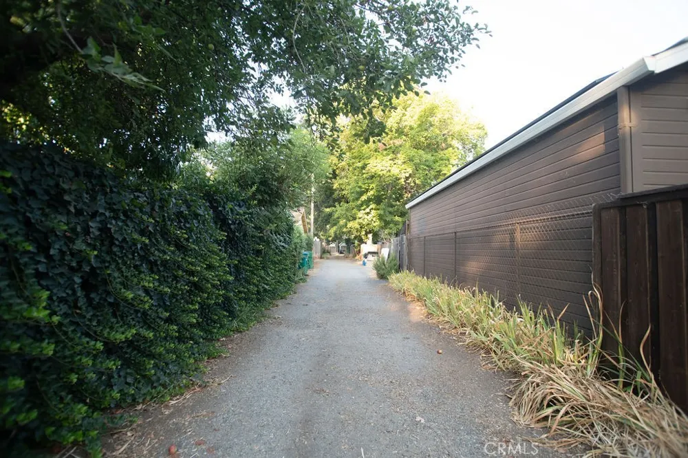 183 E Washington Avenue Chico, CA 95926