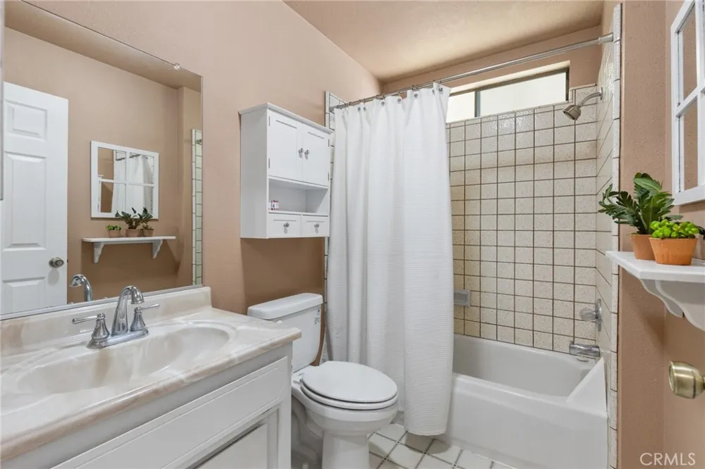 4335 County Road H Orland, CA 95963