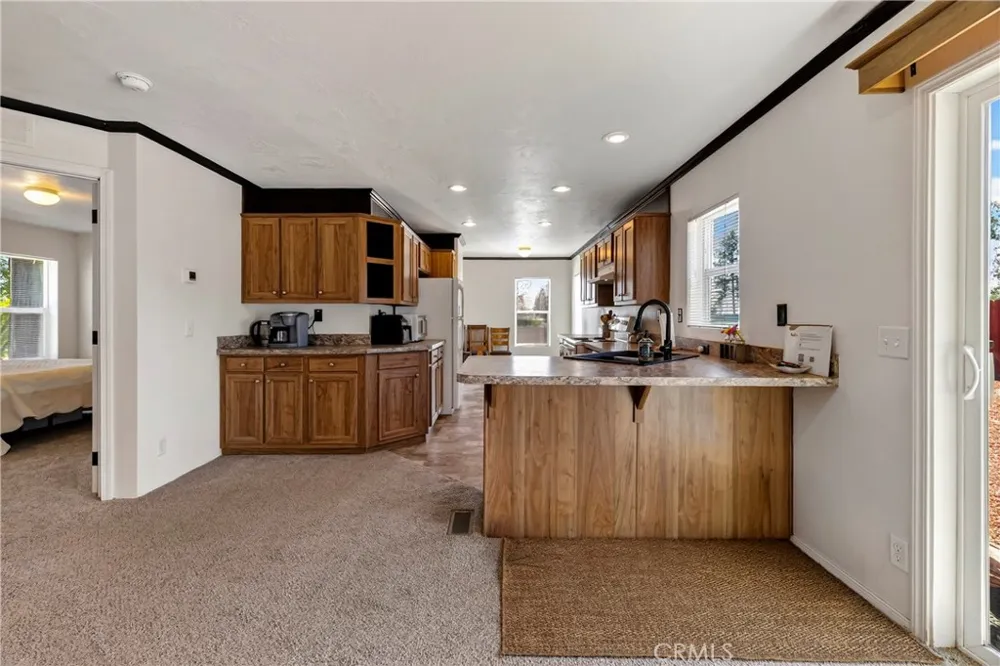 13737 S Park Magalia, CA 95954