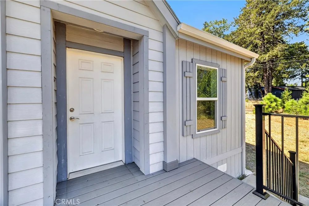 13737 S Park Magalia, CA 95954