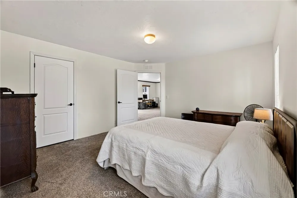 13737 S Park Magalia, CA 95954