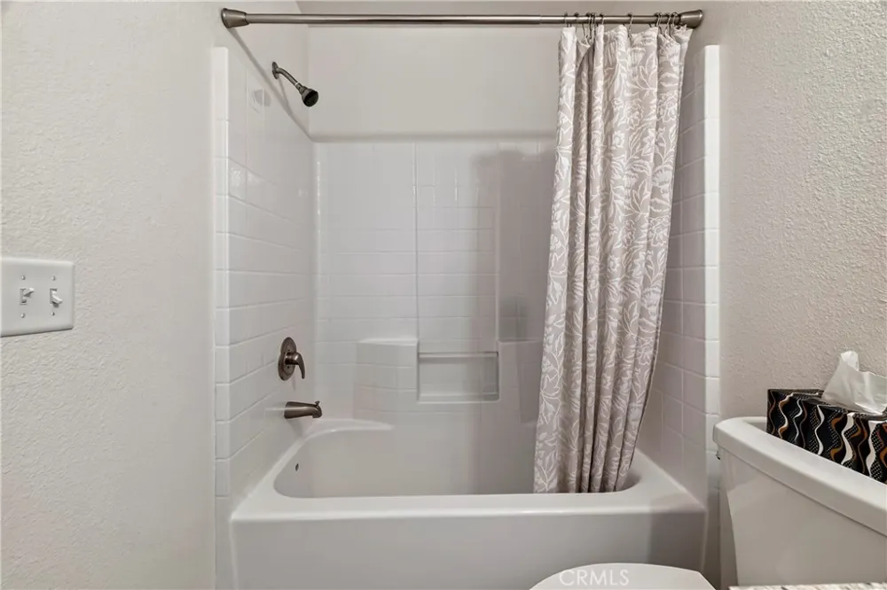 13737 S Park Magalia, CA 95954