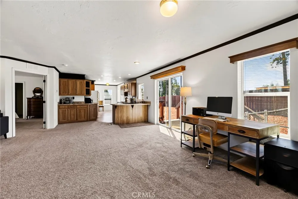 13737 S Park Magalia, CA 95954