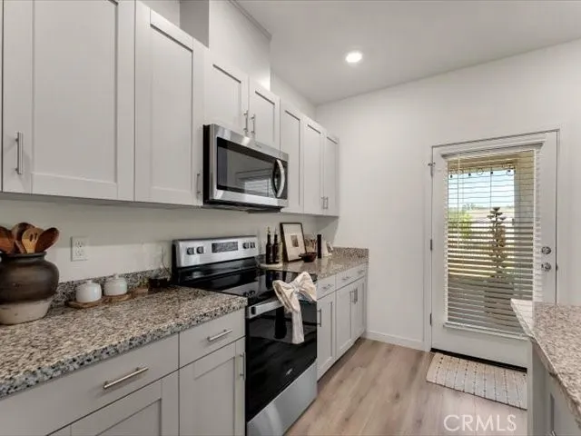 2782 Austere Avenue Redding, CA 96003