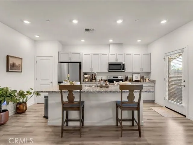 2782 Austere Avenue Redding, CA 96003