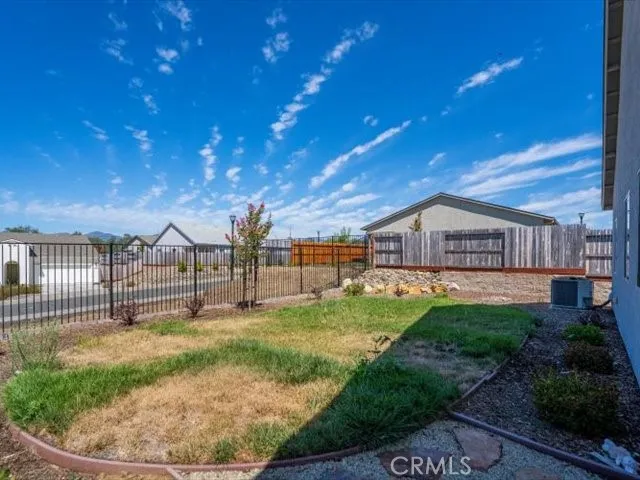 2782 Austere Avenue Redding, CA 96003