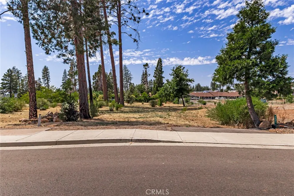 5887 Almond Paradise, CA 95969