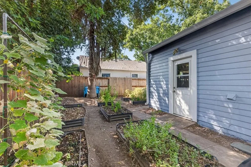 1826 Magnolia Chico, CA 95926