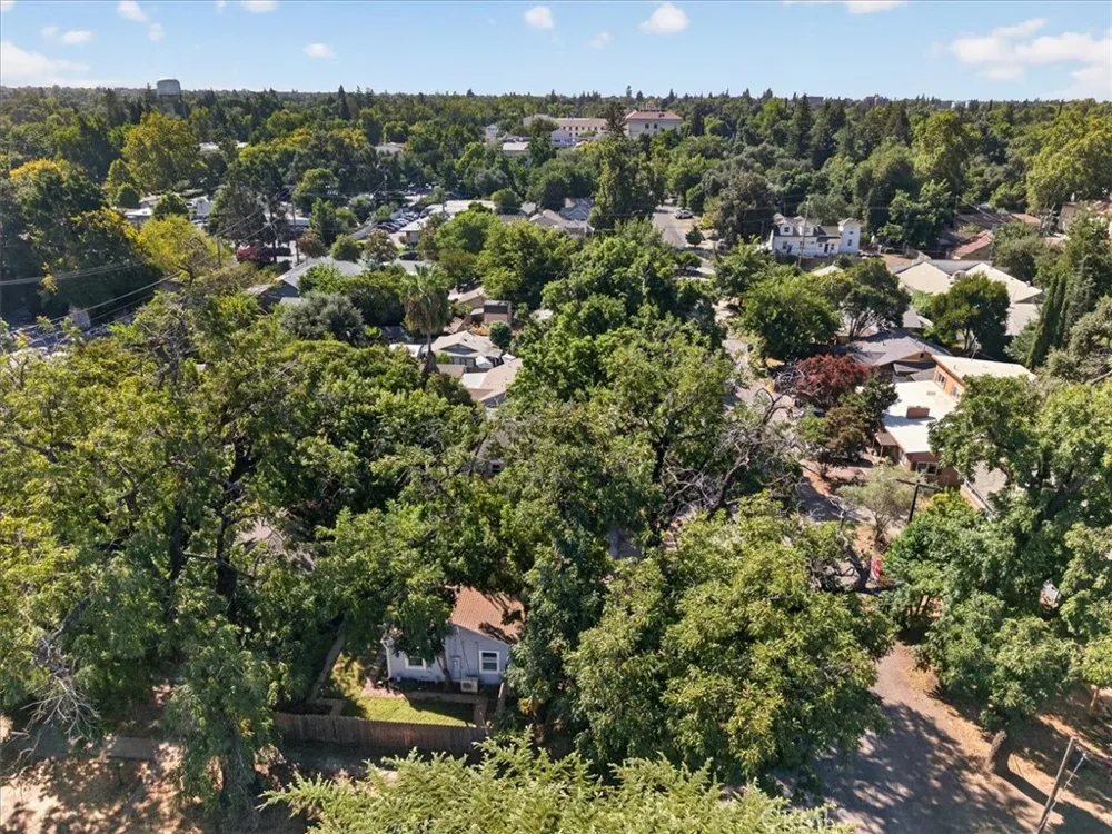 1826 Magnolia Chico, CA 95926