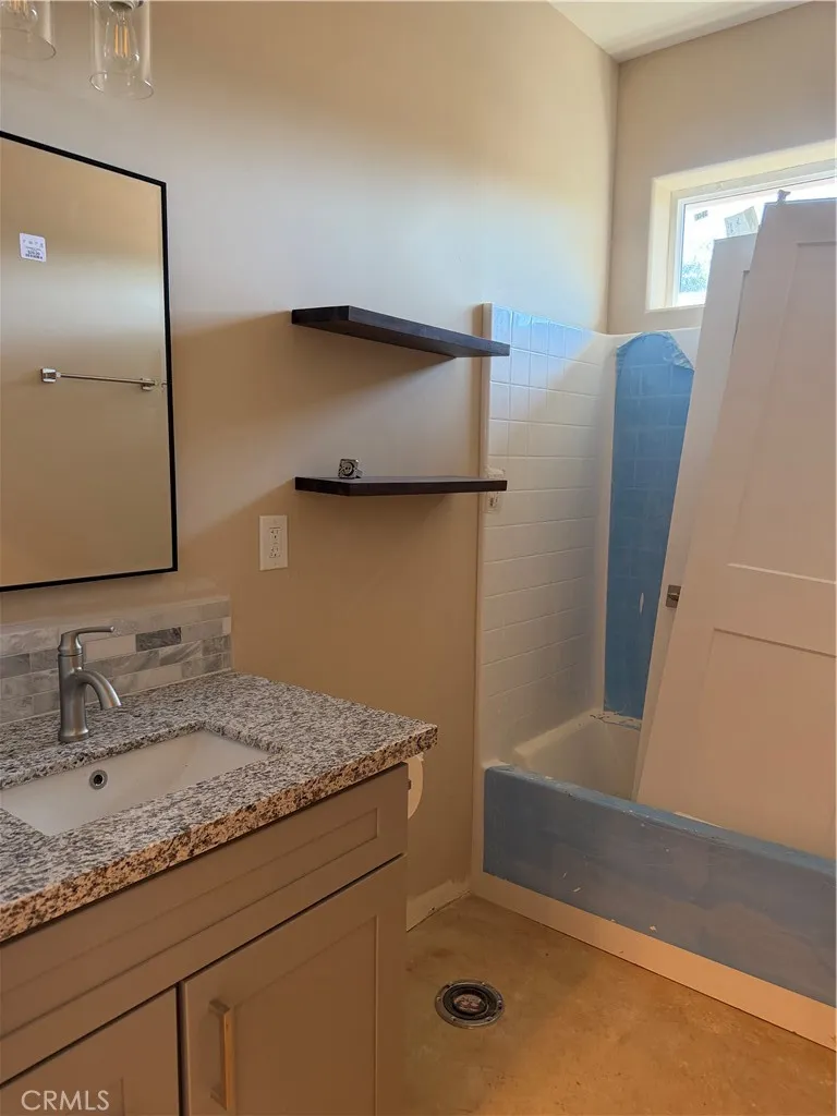 1439 Powell Paradise, CA 95969